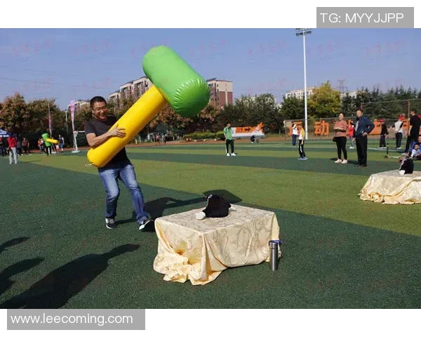 桑巴足球操:融合激情与健康的全新健身方式,让你在运动中享受快乐与活力